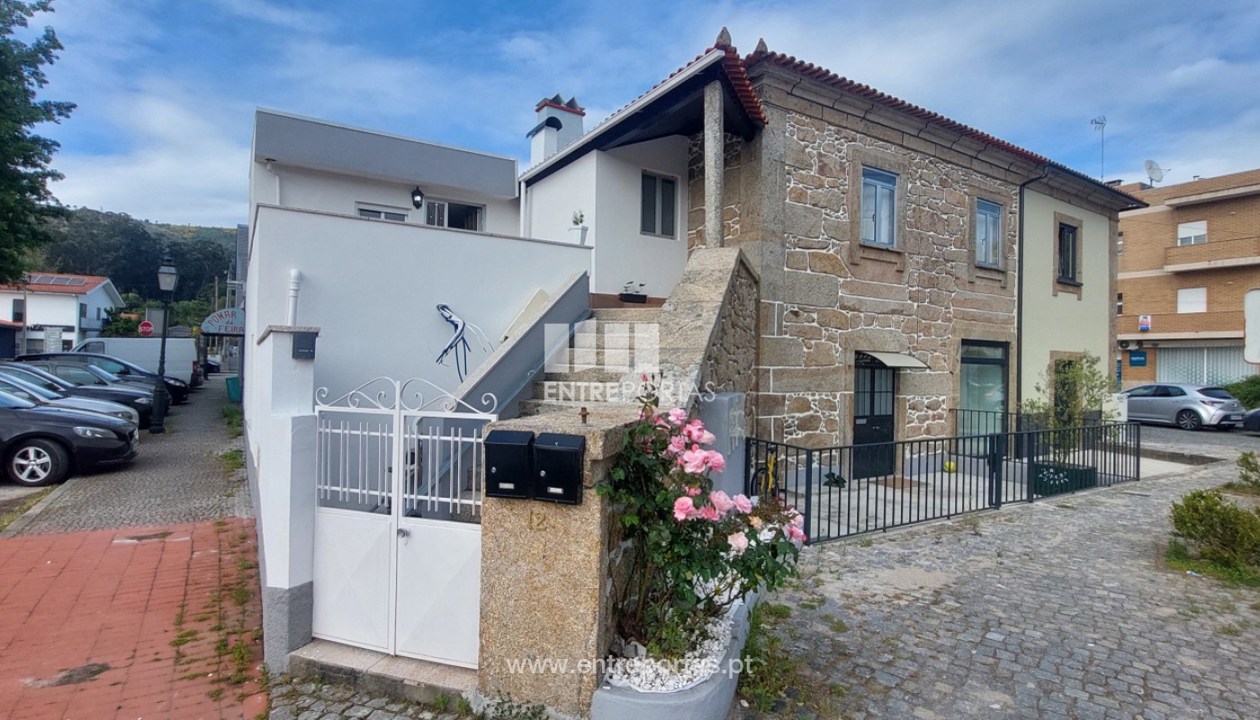 House in Viana do Castelo - view 1