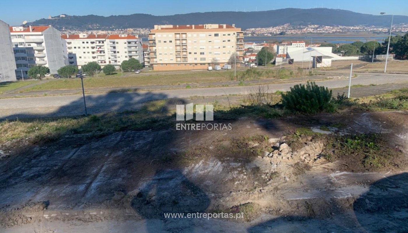 House in Darque - view 1