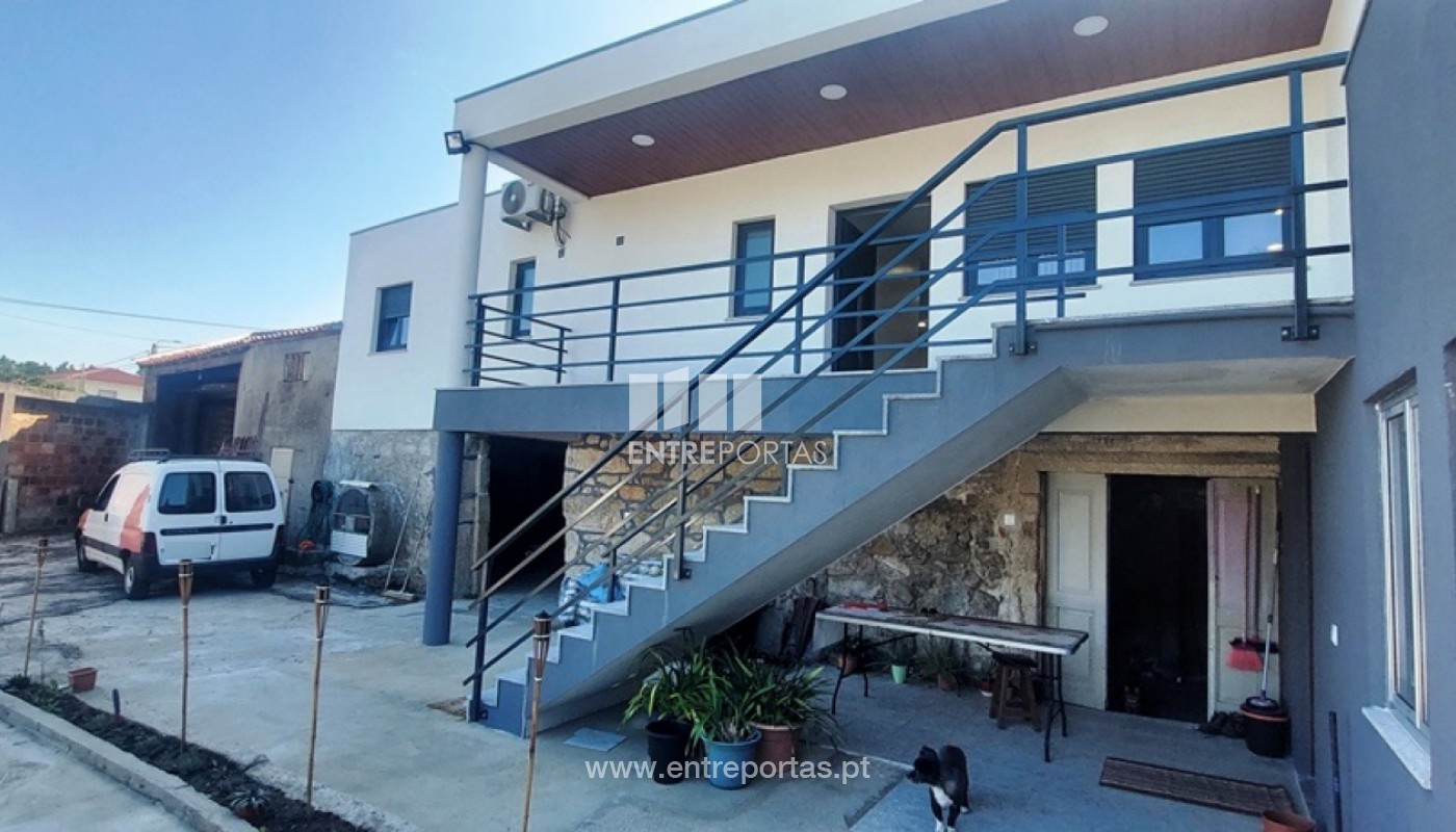 House in Mazarefes - view 1