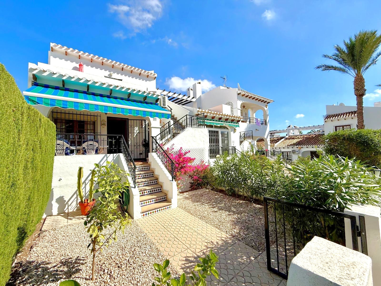 House in Villamartin - view 1