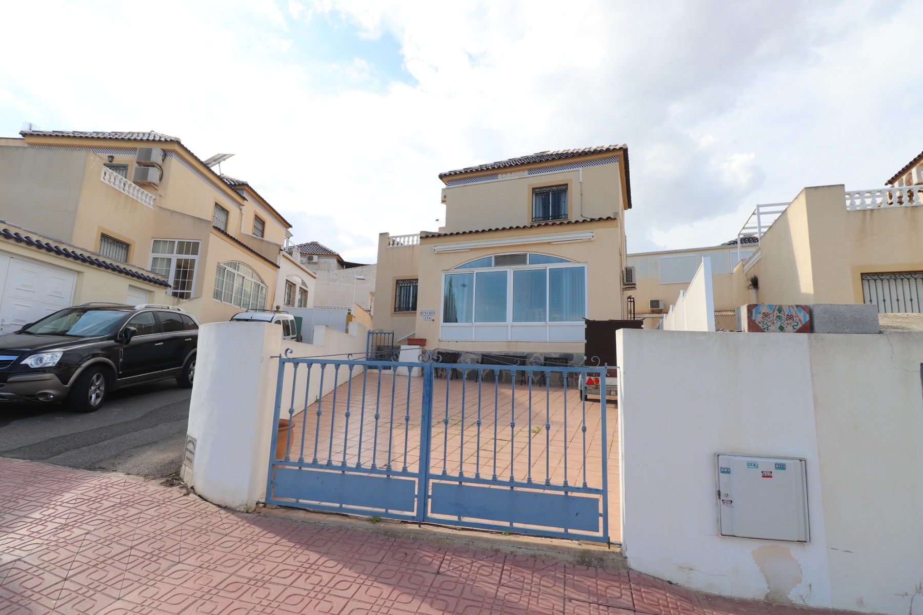 House in Urbanizacion los Balcones - view 1