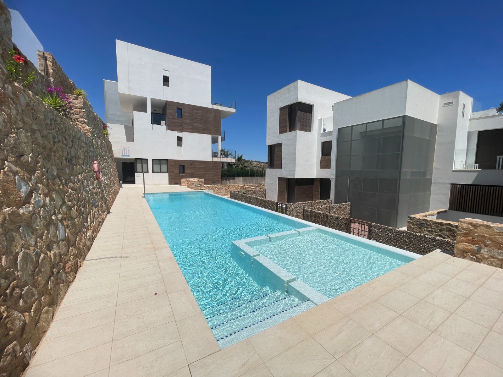 Apartment in Urbanizacion los Balcones - view 1