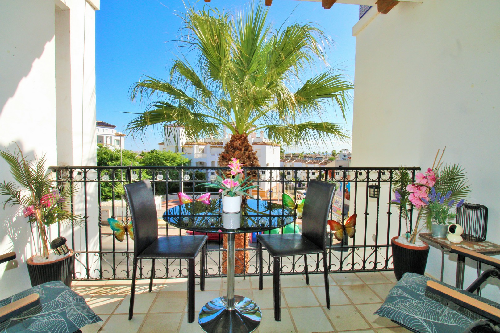 Apartment in Villamartin - view 1