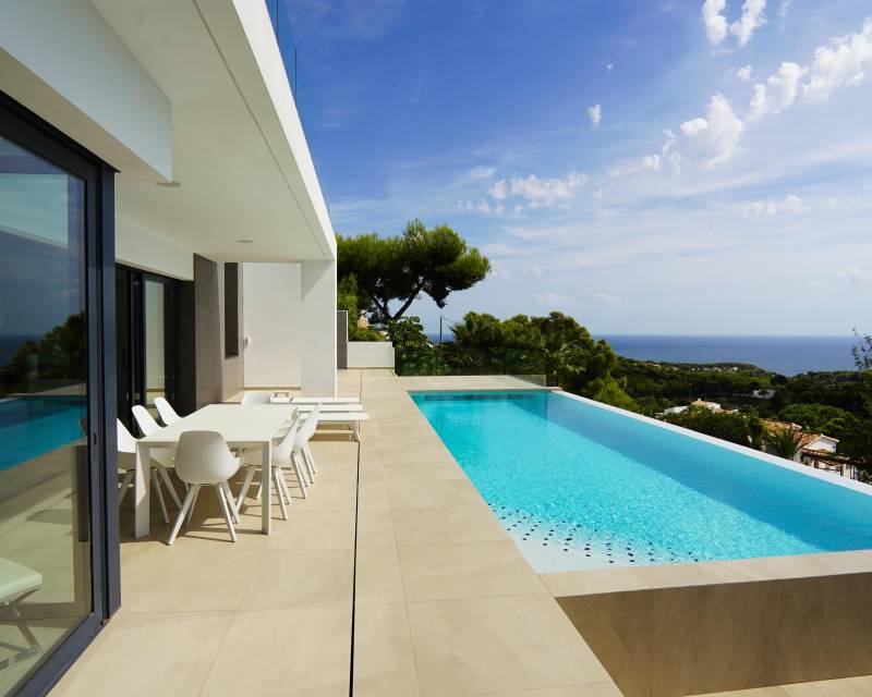 Villa in Benissanet - view 1