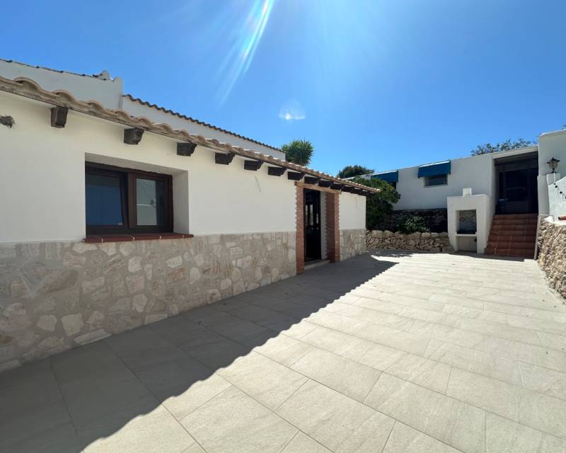 Villa in Moraira - view 1