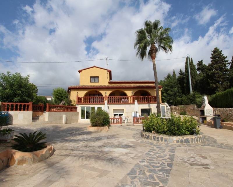 Villa in Calp - view 1