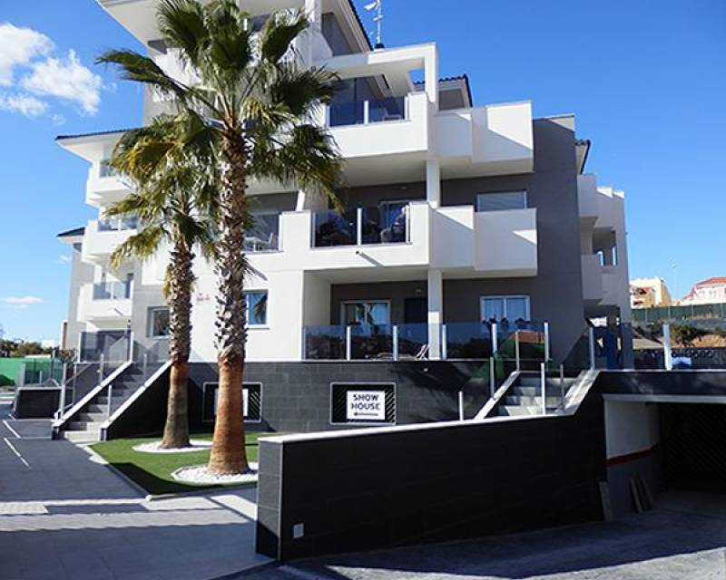 Apartment in Urbanizacion los Balcones - view 1