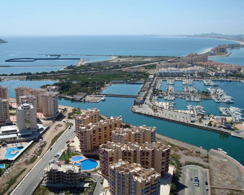 Apartment in La Manga del Mar Menor - view 1