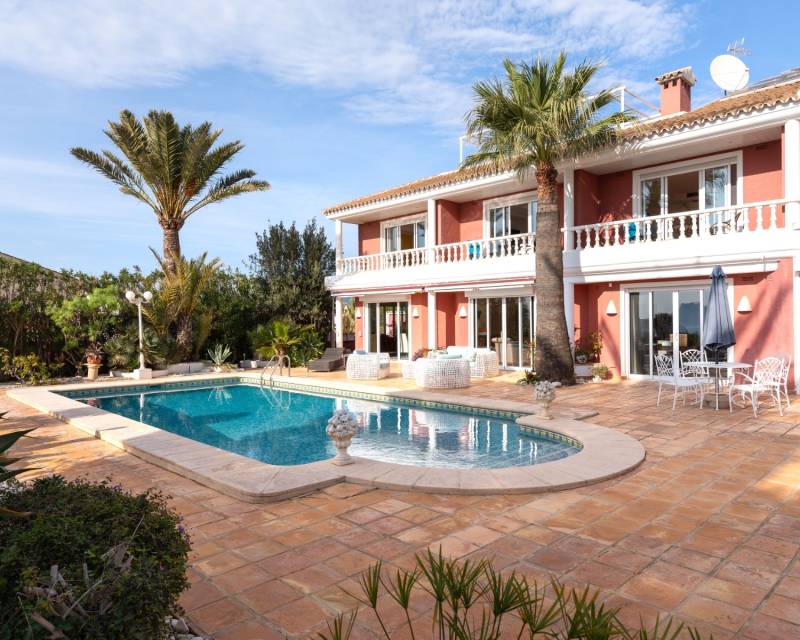 Villa in Moraira - view 1