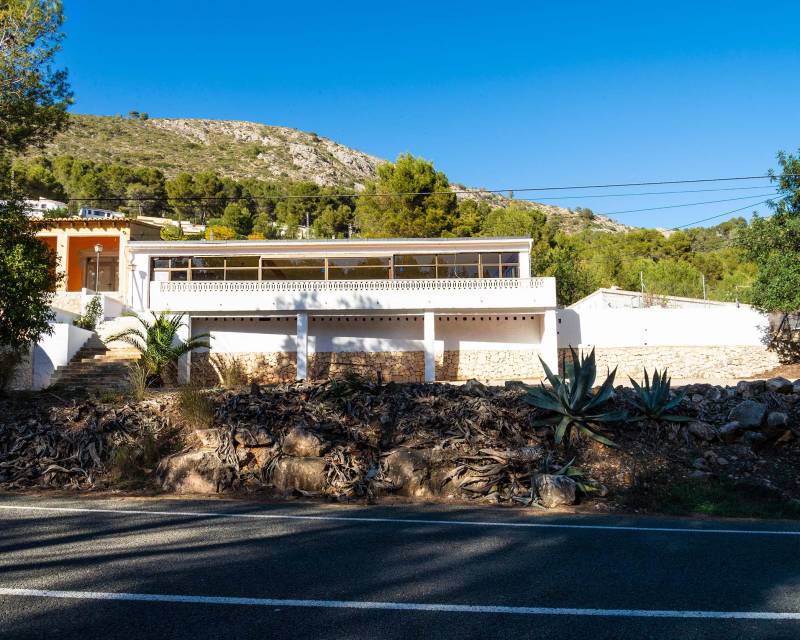 House in Alicante - view 1