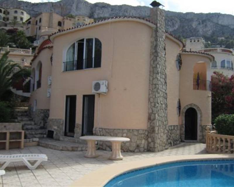 Villa in Calp - view 1