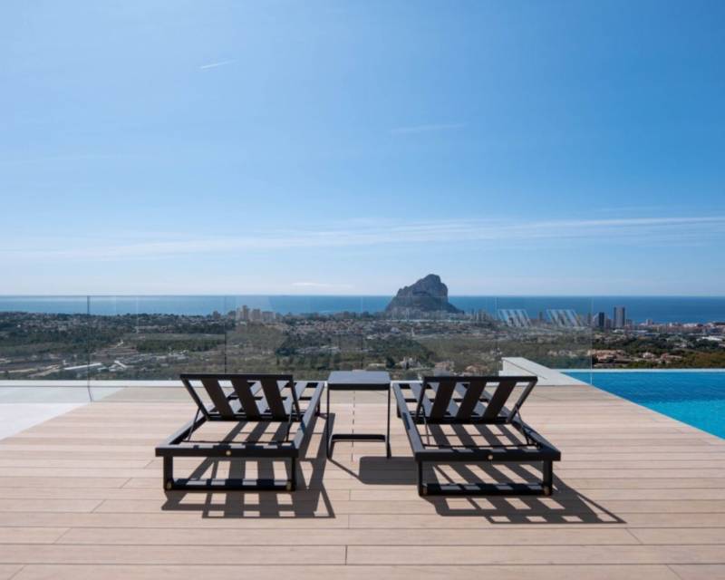 Villa in Calp - view 1