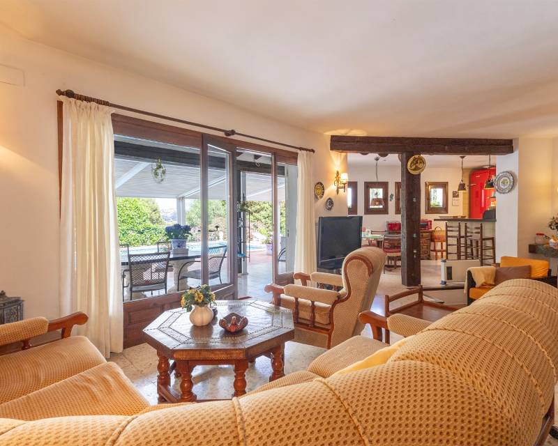 Villa in Moraira - view 1