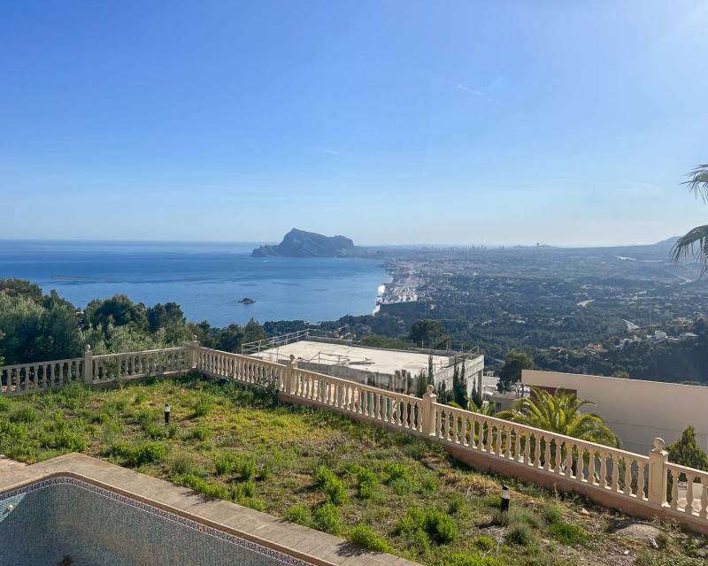 Villa in Altea - view 1
