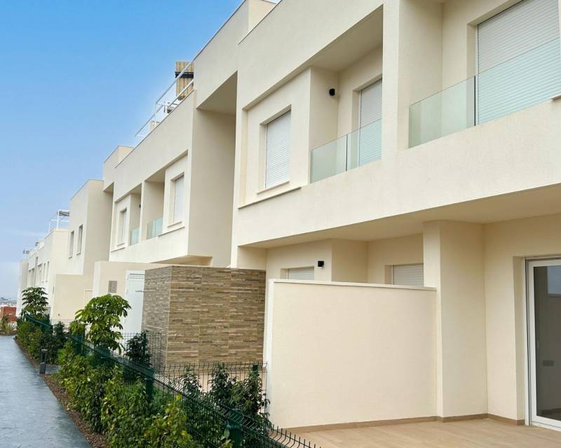 House in Alicante - view 1