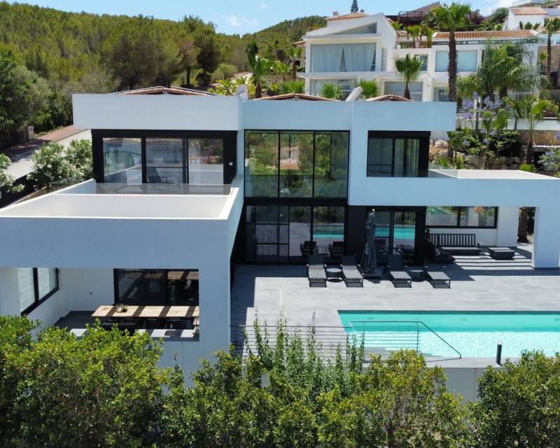 Villa in Alicante - view 1