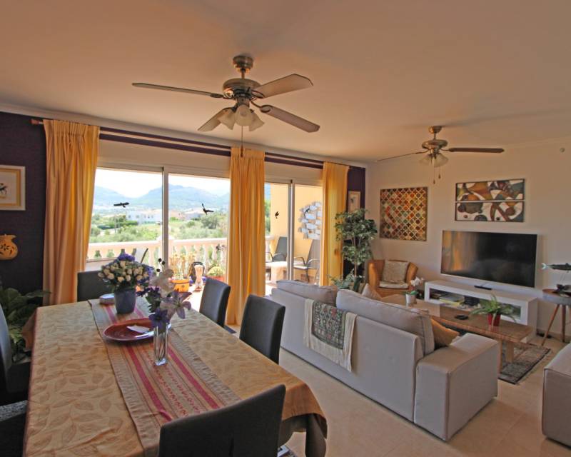 Apartment in Colonia de Tormos - view 1