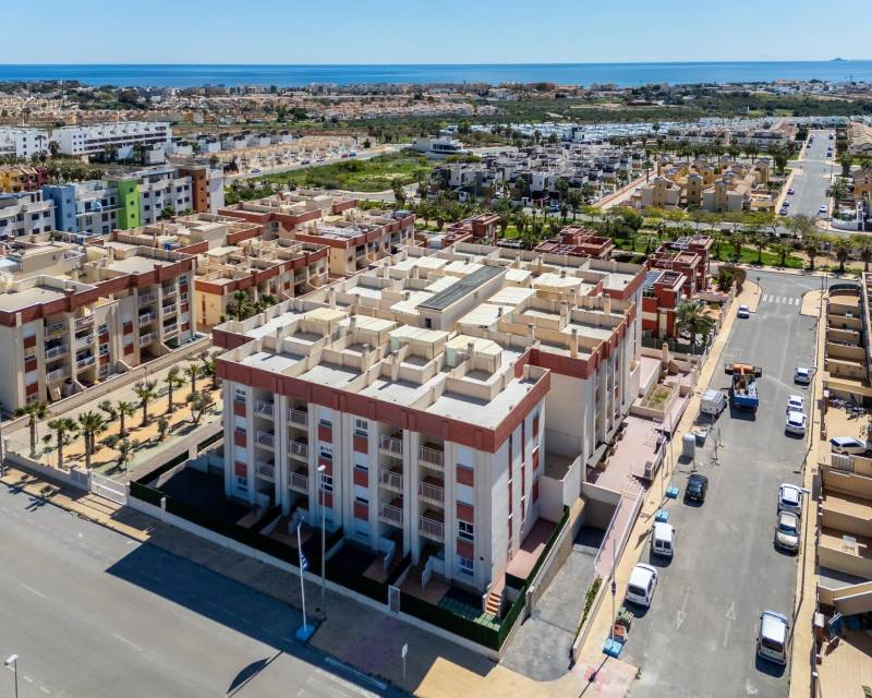 Apartment in Dehesa de Campoamor - view 1