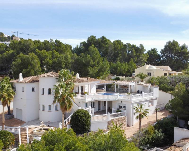 Villa in Bernia - view 1