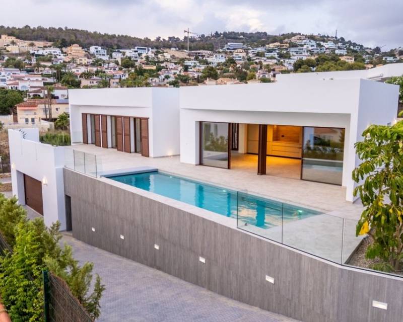 Villa in Calp - view 1