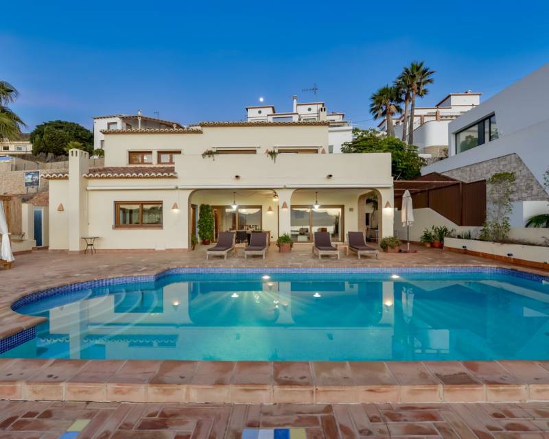 Villa in Moraira - view 1