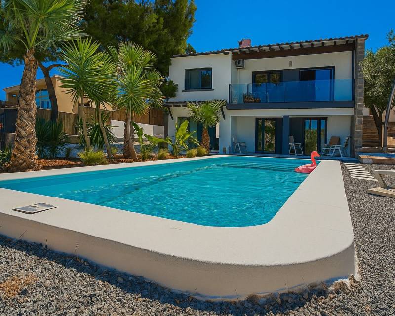 Villa in Calp - view 1