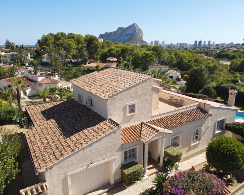 Villa in Calp - view 1