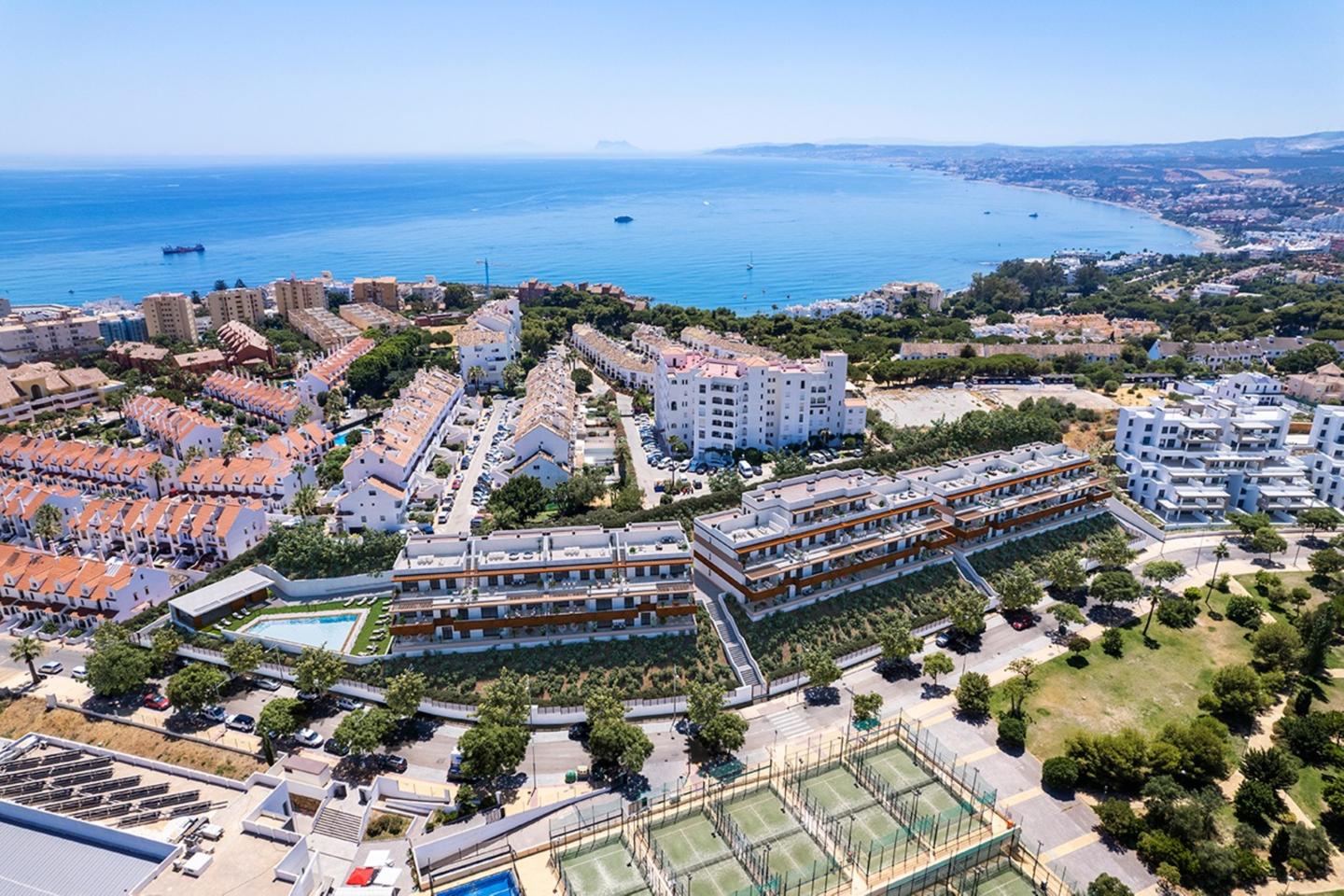 Apartment in Estepona - view 1