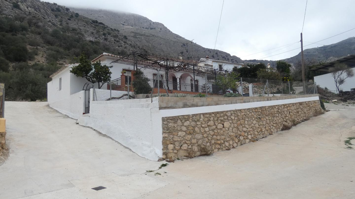 Villa in Torre del Mar - view 1