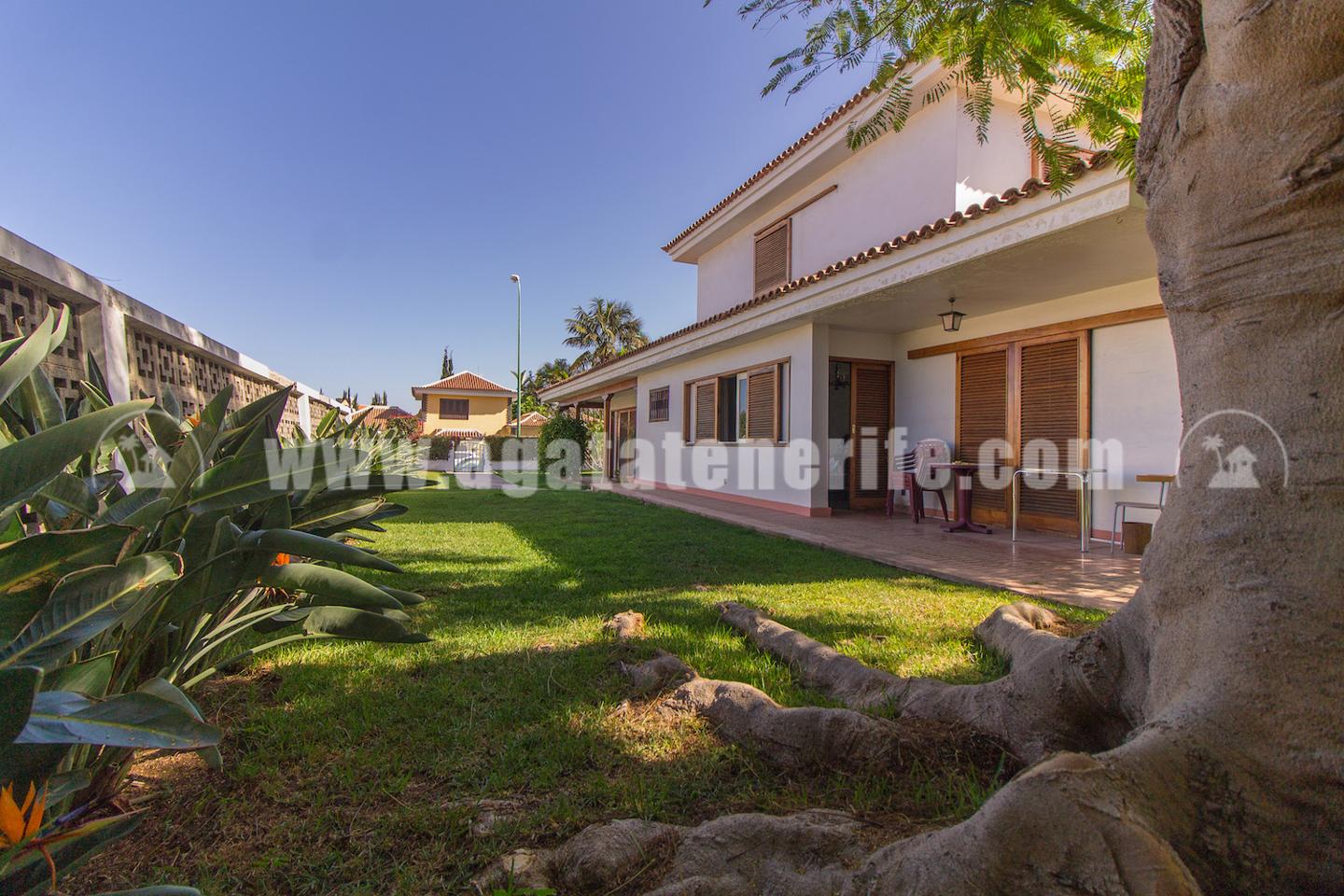 Villa in Santa Cruz de Tenerife - view 1