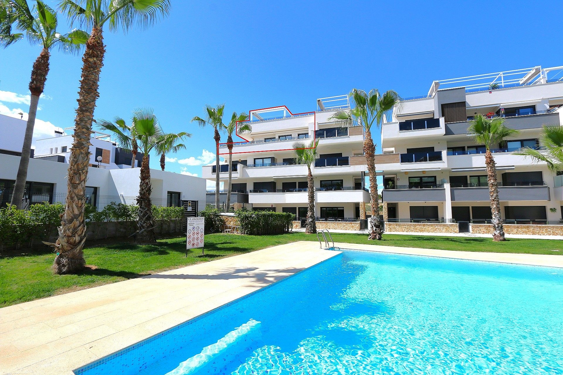 Apartment in Urbanizacion los Balcones - view 1