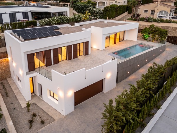 Villa in Calp - view 1
