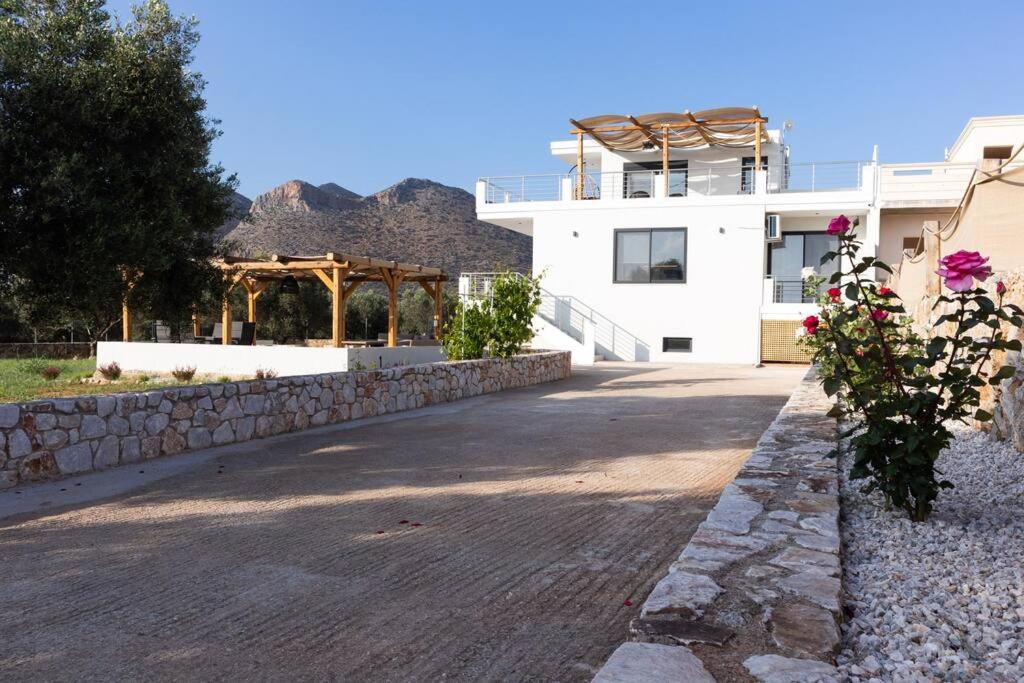 Villa in Kathiana - view 1
