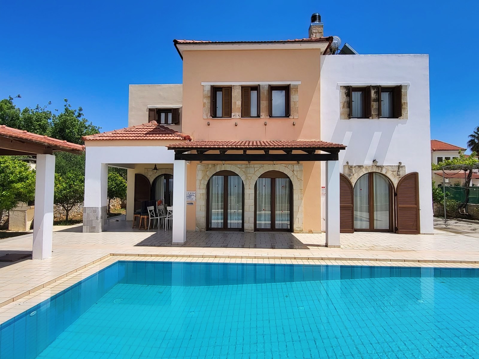 House in Vafes - view 1