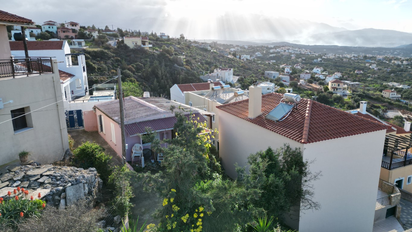 Villa in Vafes - view 1