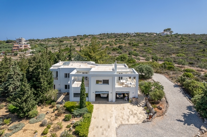 Villa in Pithari - view 1