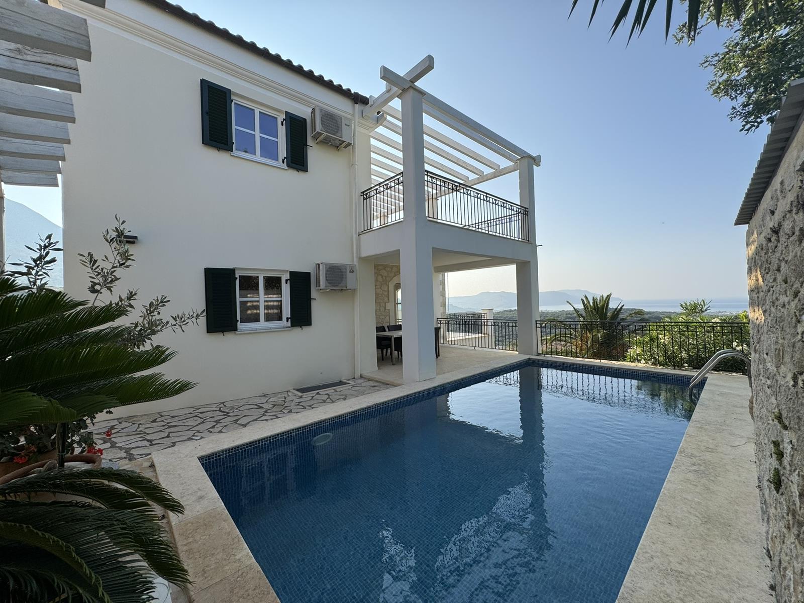Villa in Kournas - view 1