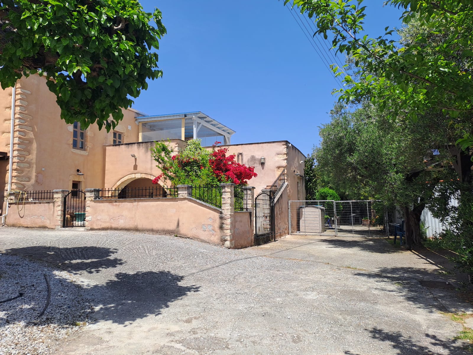 Villa in Nipos - view 1