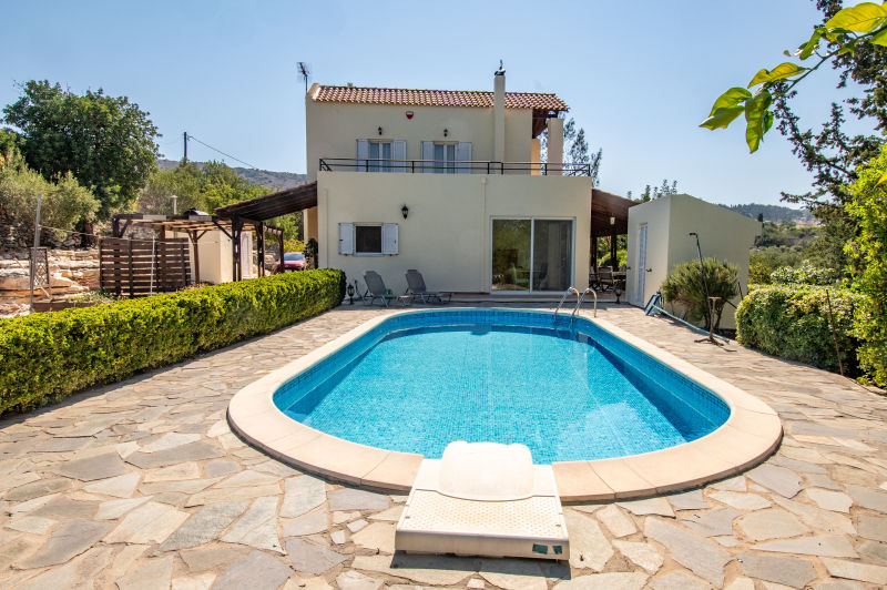 Villa in Gavalochori - view 1