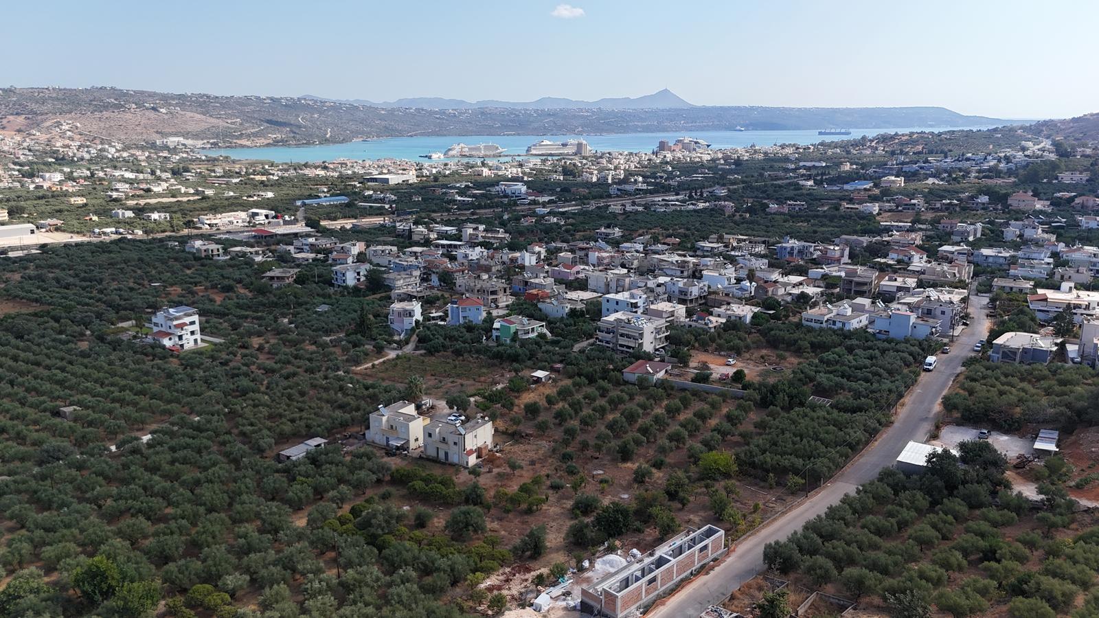 Villa in Tsikalaria - view 1