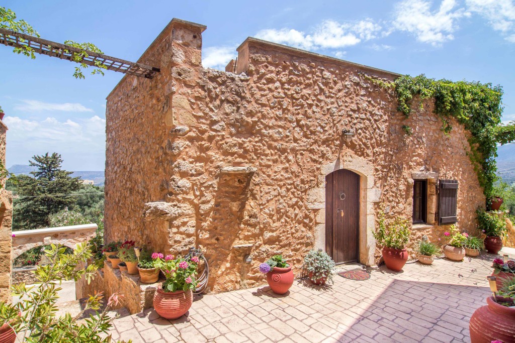 Villa in Samonas - view 1