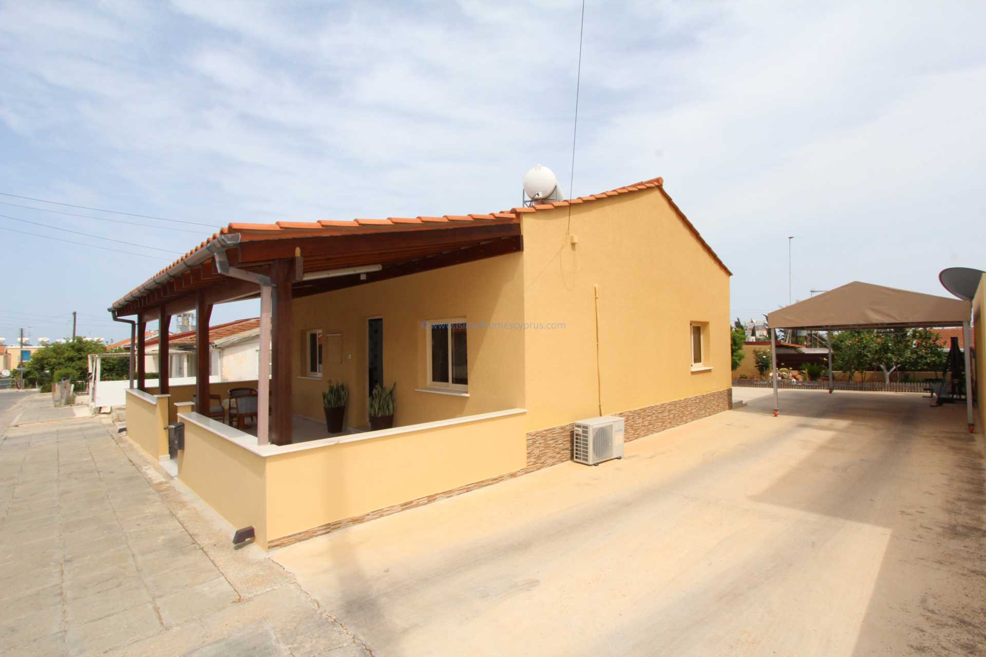 House in Paralimni - view 1