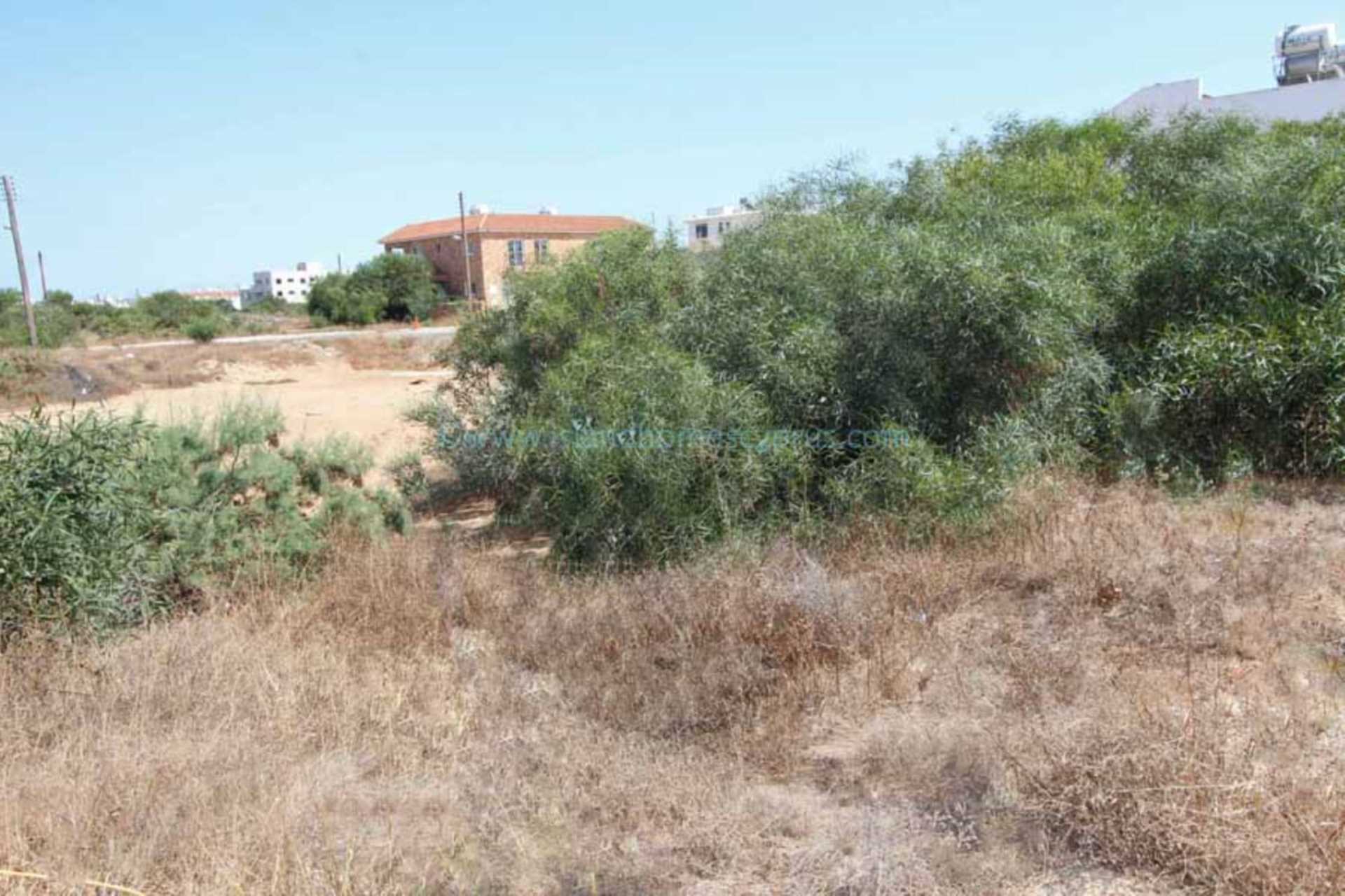 House in Paralimni - view 1