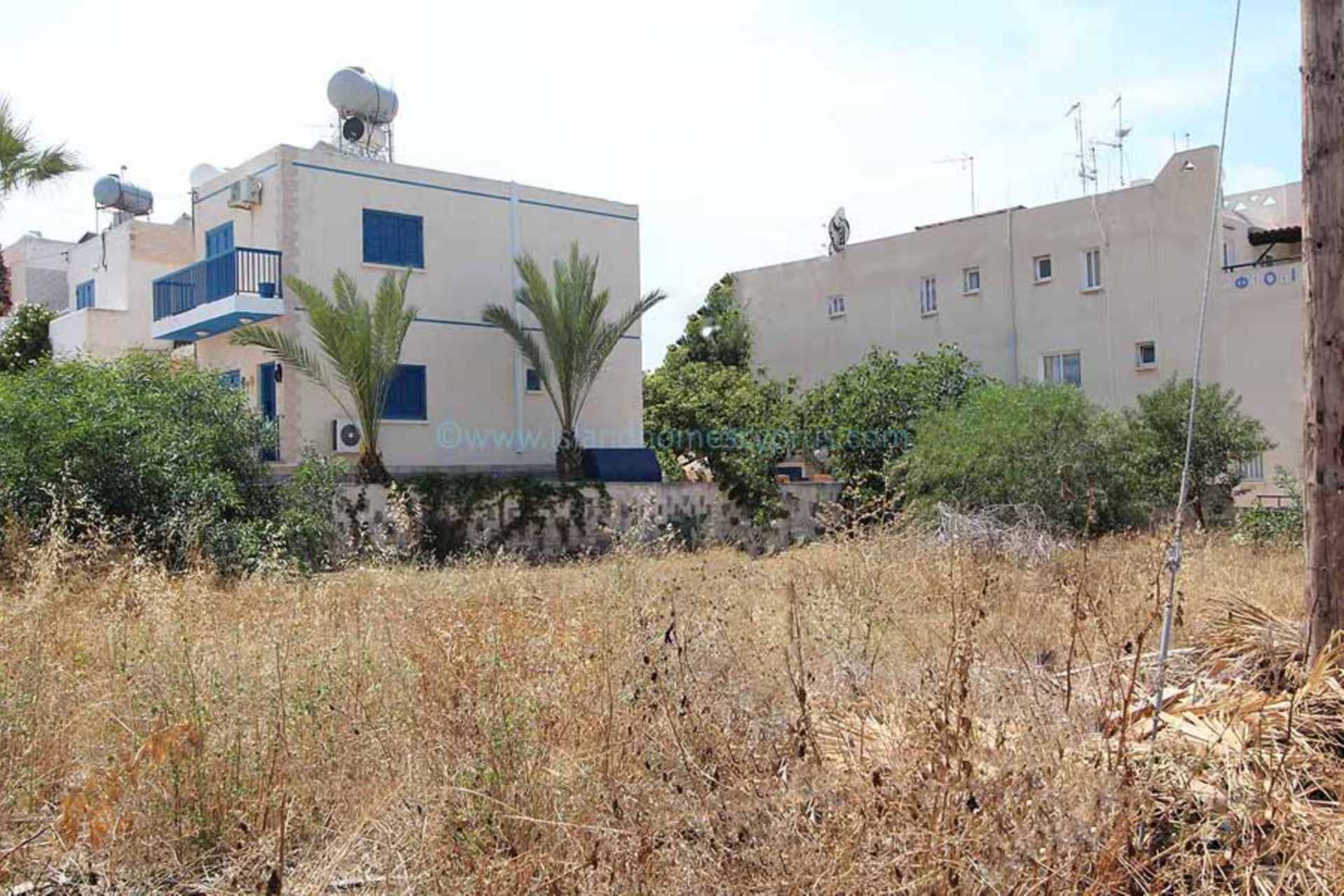 House in Paralimni - view 1