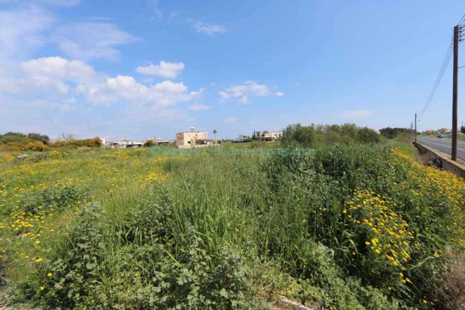 House in Paralimni - view 1