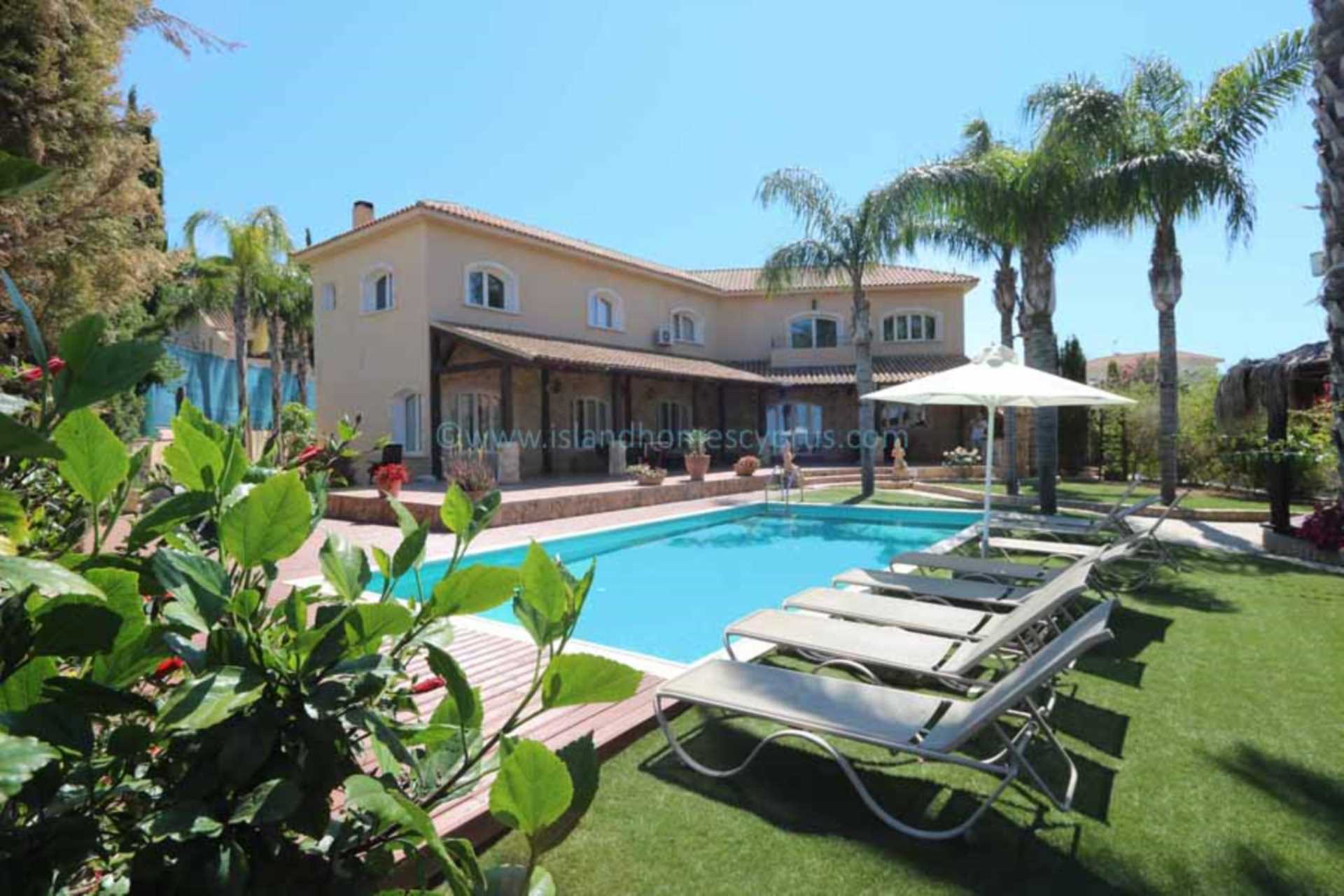 House in Paralimni - view 1
