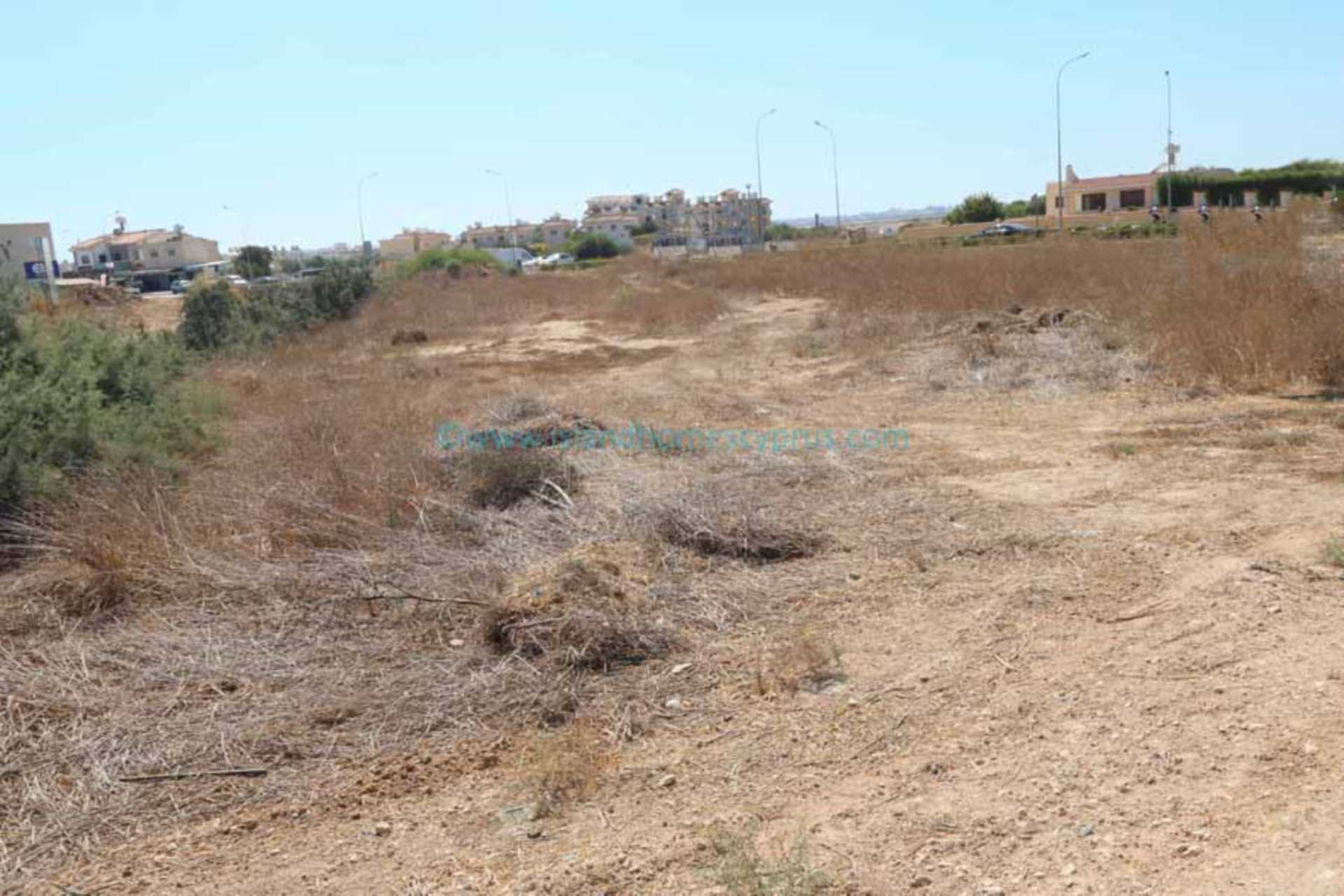 House in Paralimni - view 1