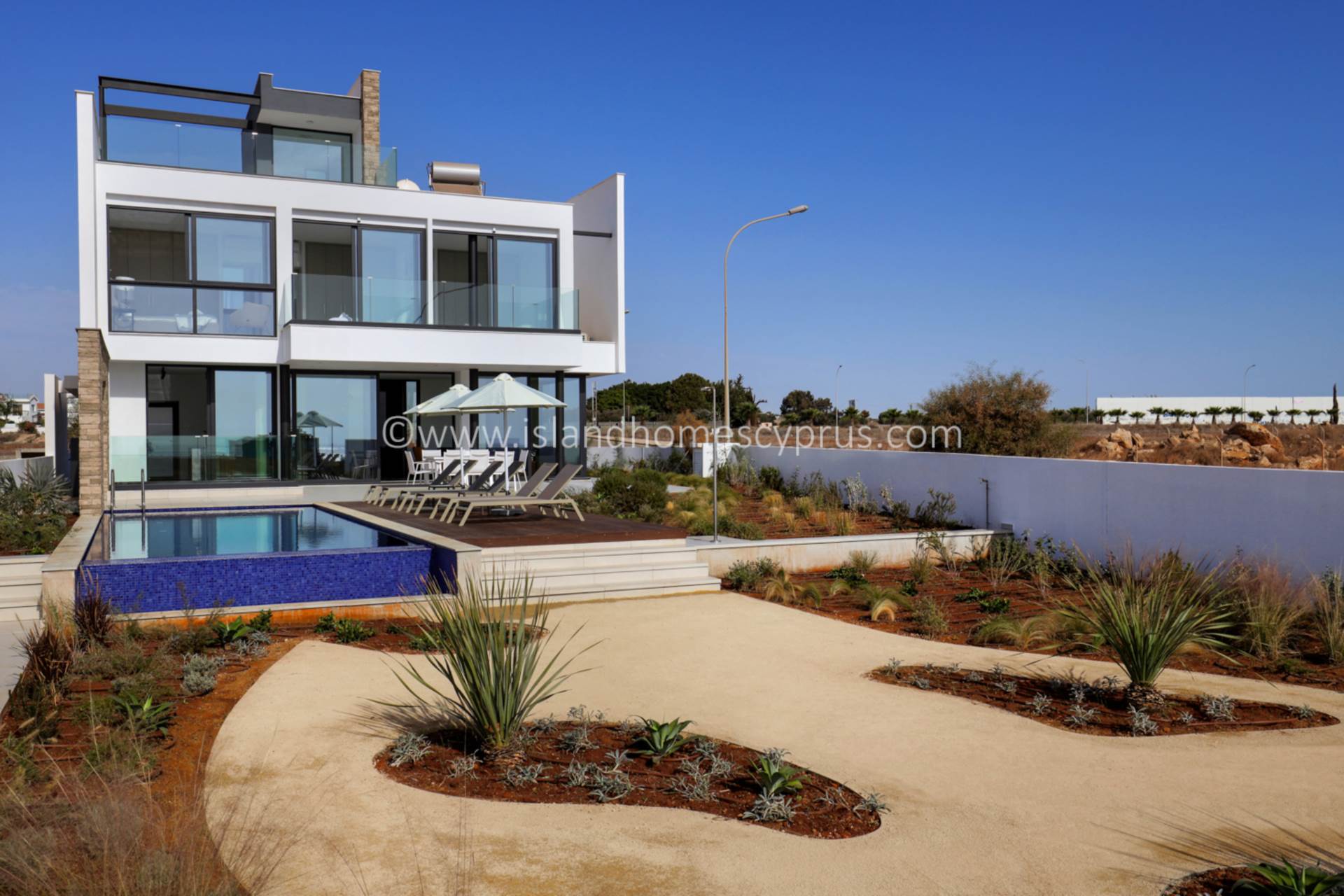 House in Sotira - view 1