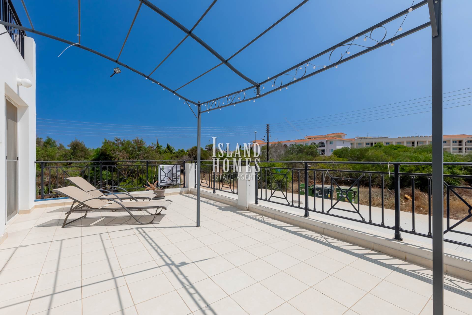 House in Paralimni - view 1