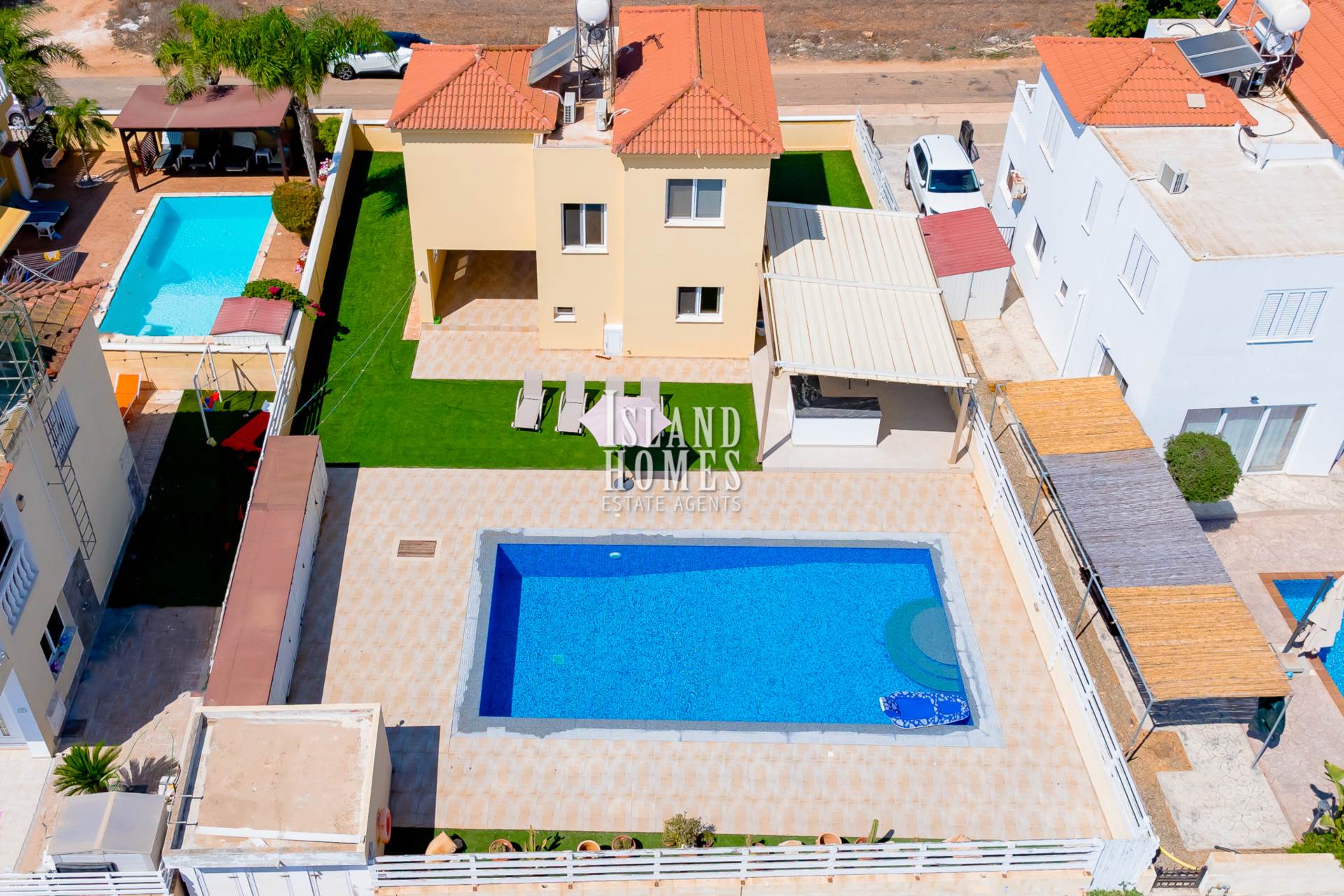 House in Famagusta - view 1